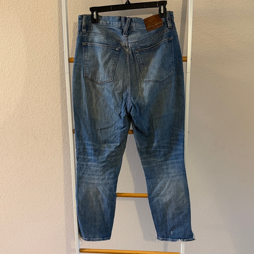 Distressed Blue Jeans - Picture 3 of 3